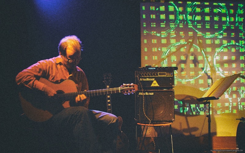 2003-02-28 um 22-04-43 --                                