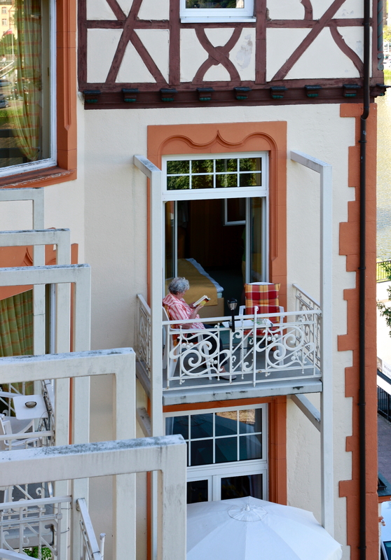 2010-06-04  18-17-22