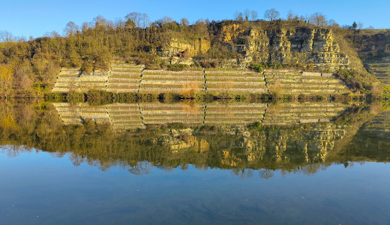 2025-12-28  12-52-39