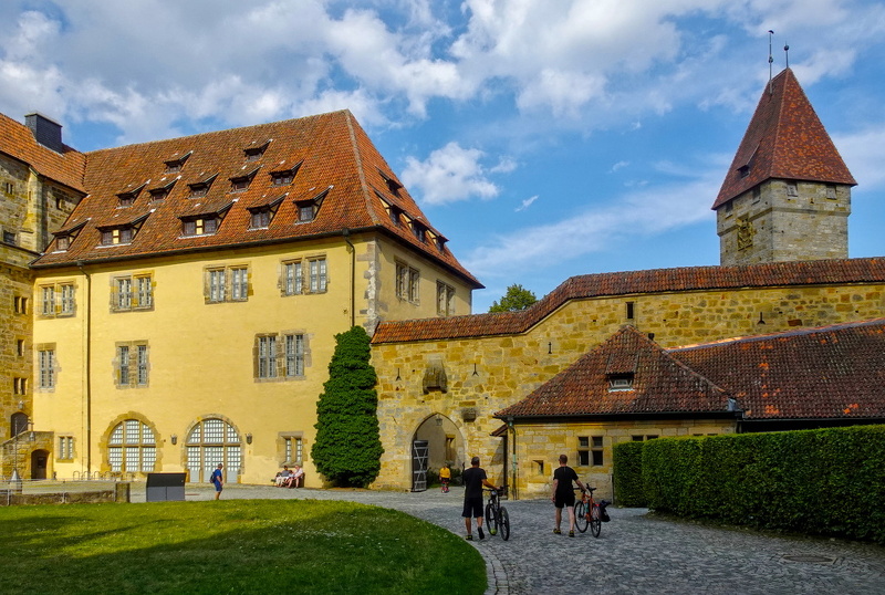 2025-08-16  17-04-28