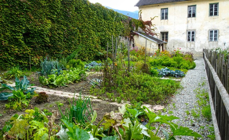 2025-09-30  13-14-50