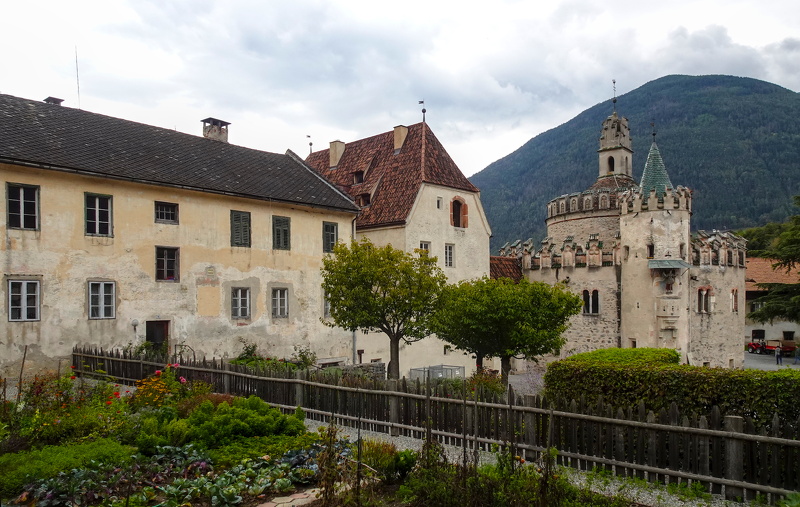 2025-09-30  13-15-32