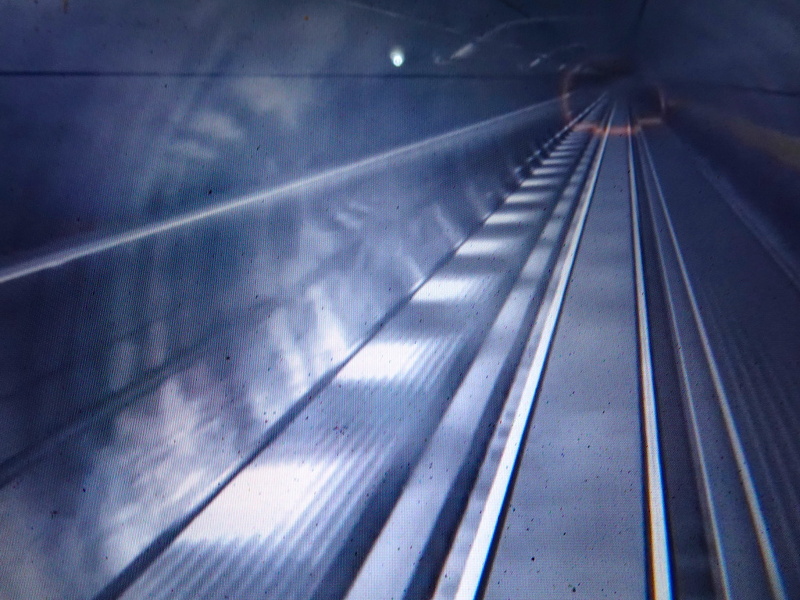 2025-10-03  11-44-01