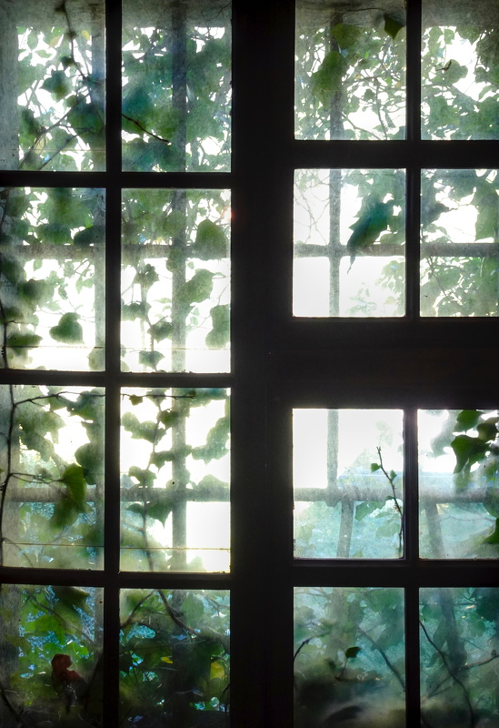 2025-10-03  12-21-46